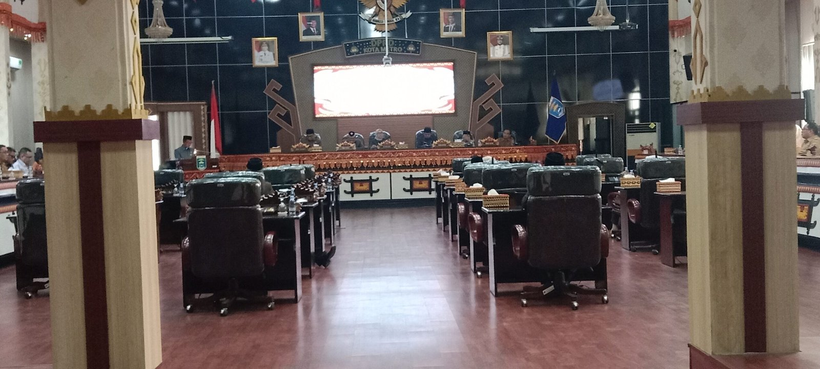 Foto : DPRD Kota Metro menggelar sidang paripurna penandatanganan kesepakatan Kebijakan Umum Anggaran dan Prioritas Plafon Anggaran Sementara (KUA-PPAS) Tahun Anggaran 2027.
